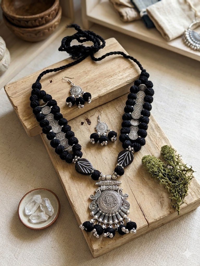 Mandala Tassel Thread Necklace Set