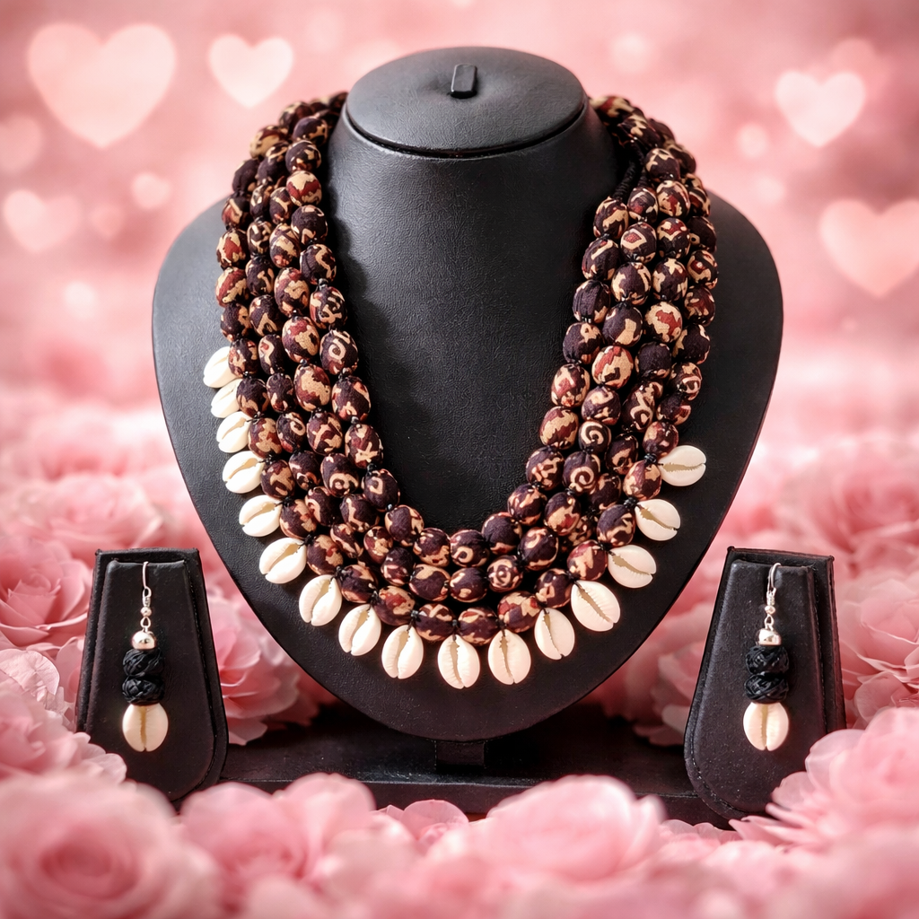 Cowrie Layered Necklace Set