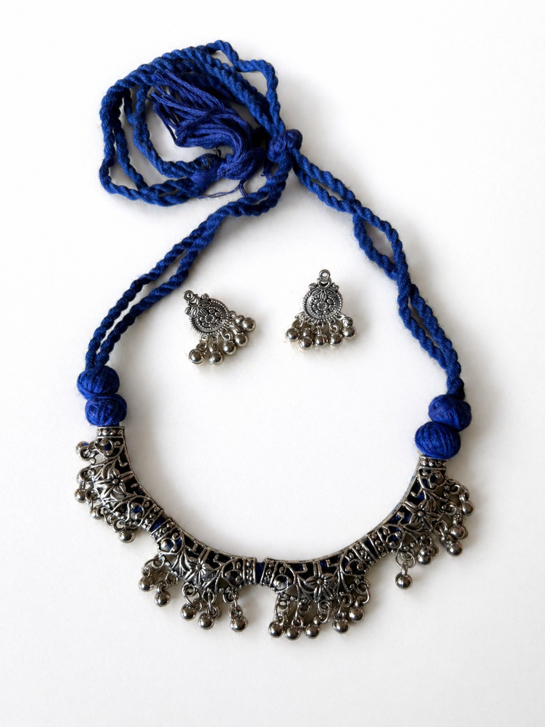 Threaded Oxidised Floral Choker Set