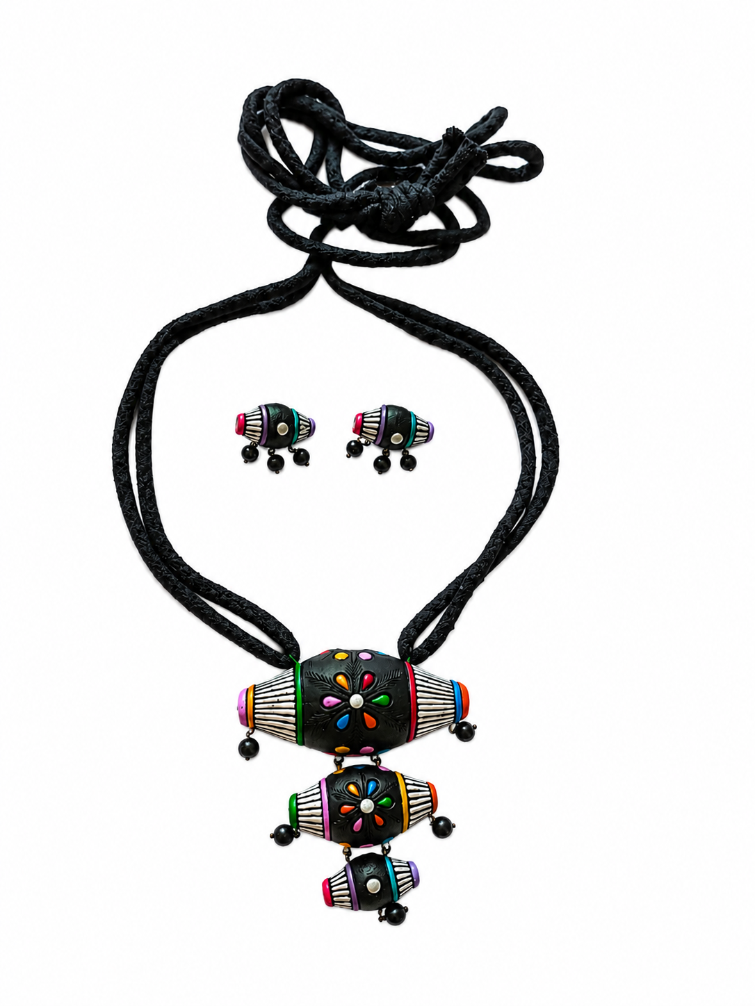 Noir Rang Artisan Necklace Set