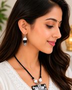 Kashvi Artisan Pendant Set