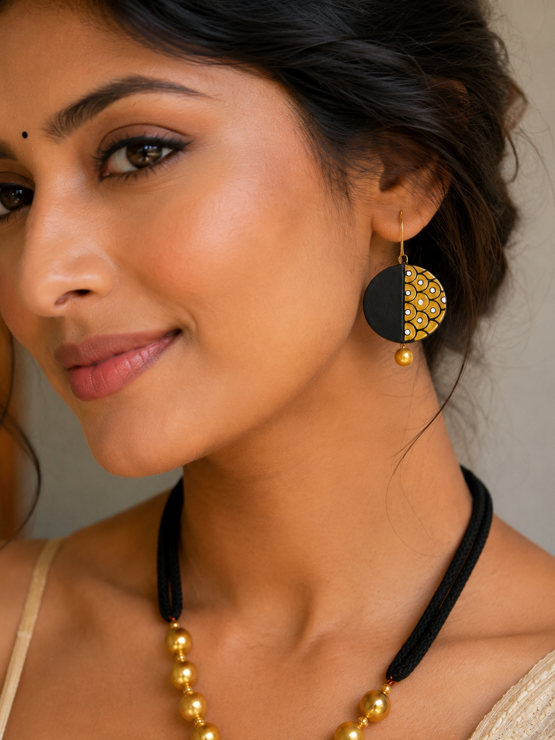 Golden Eclipse Artisan Necklace Set