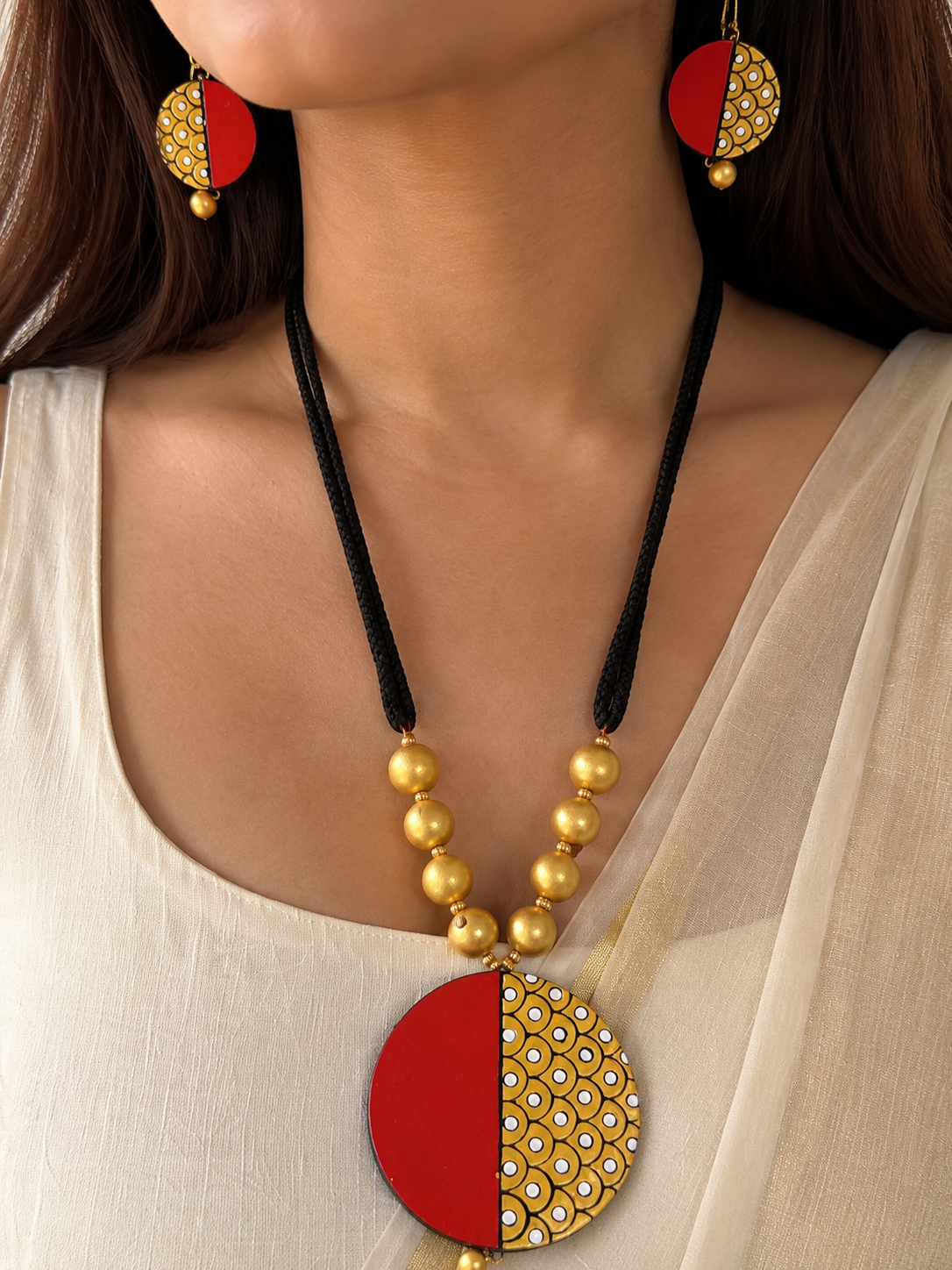 Golden Eclipse Artisan Necklace Set