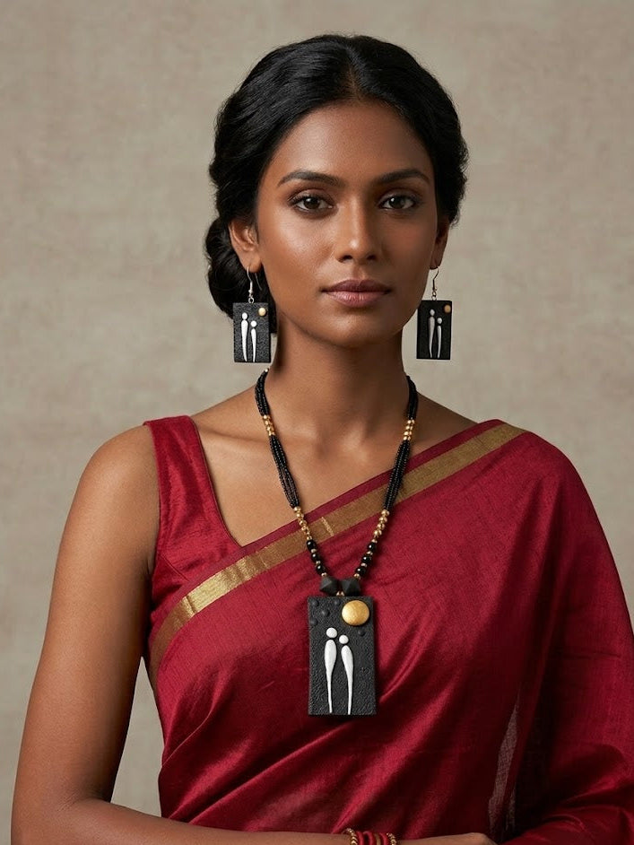 Midnight Muse Geometric Necklace Set