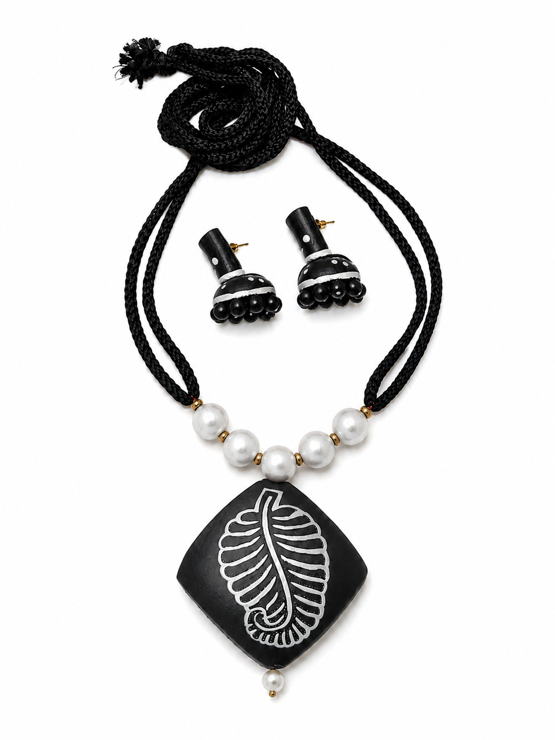 Leaf Charm Necklace Set