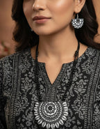 Monochrome Mandala Necklace Set