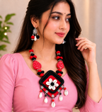Handcrafted Floral Shell Pendant Necklace Set