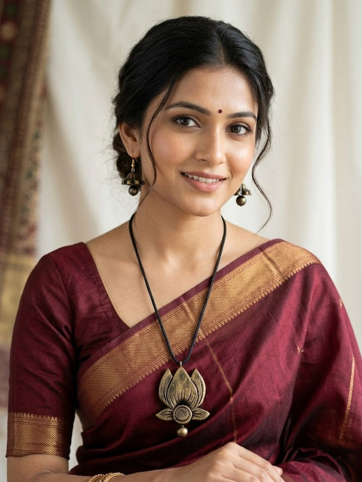 Lotus Aura Antique Necklace Set