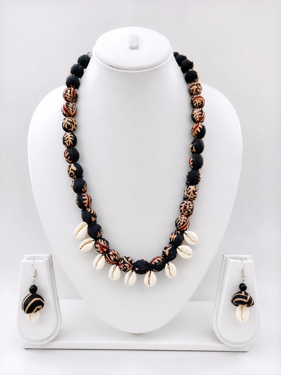 Fabric & Cowrie Shell Necklace Set