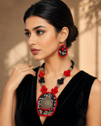 Nishaara Monochrome Necklace & Earrings Set