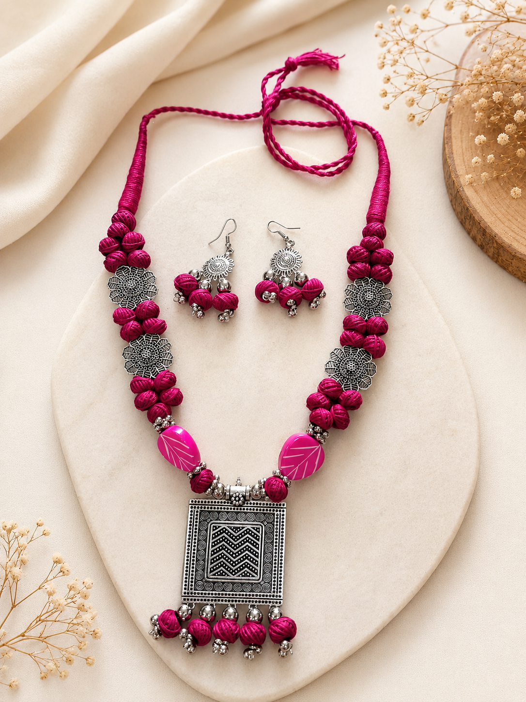 Zariya Square Pendant Necklace Set