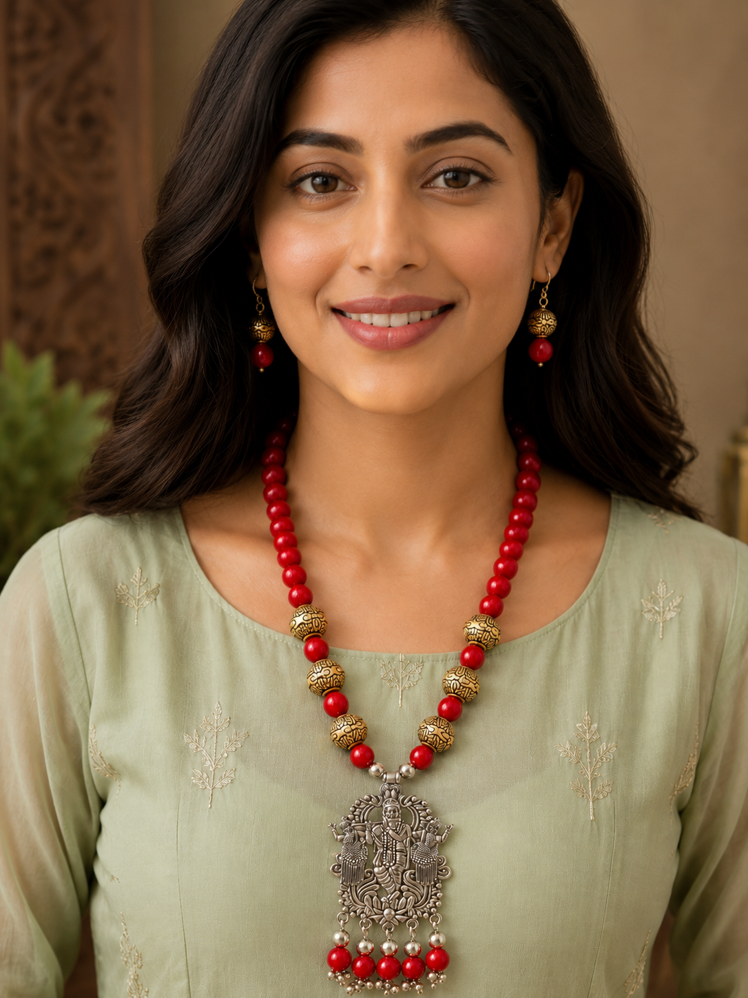 Krishna Oxidised Pendant Necklace Set