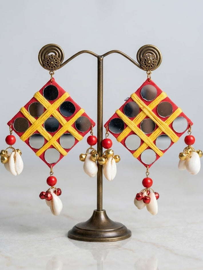 Mirror Grid Shell Tassel Earrings