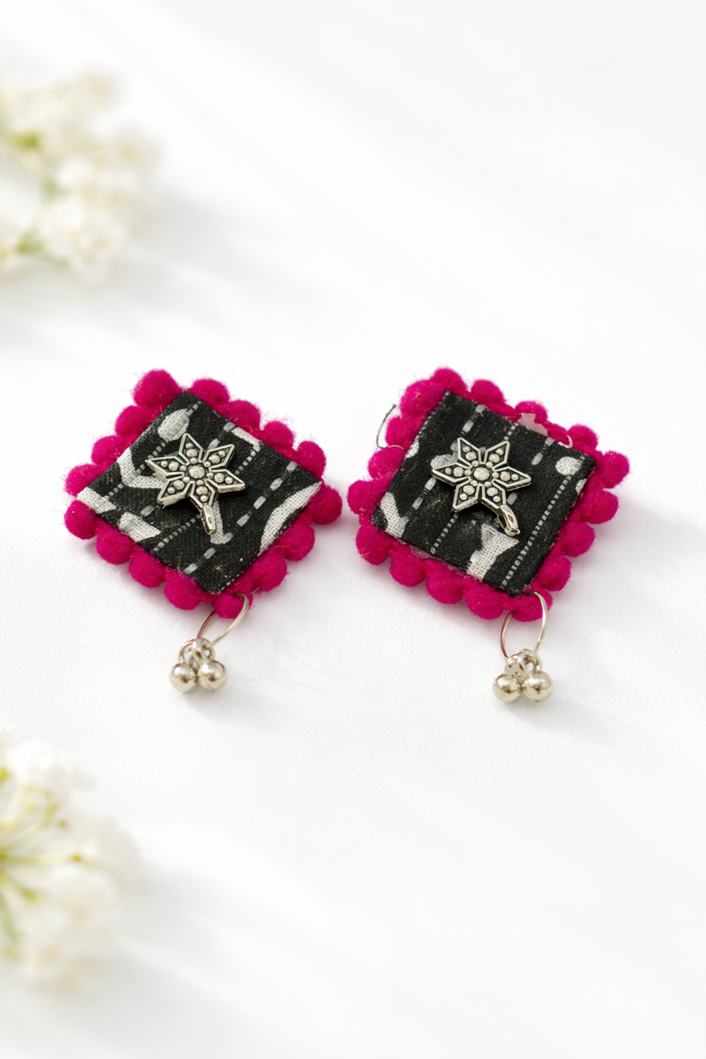 🎁 Ajrak Diamond Earrings (100% off)