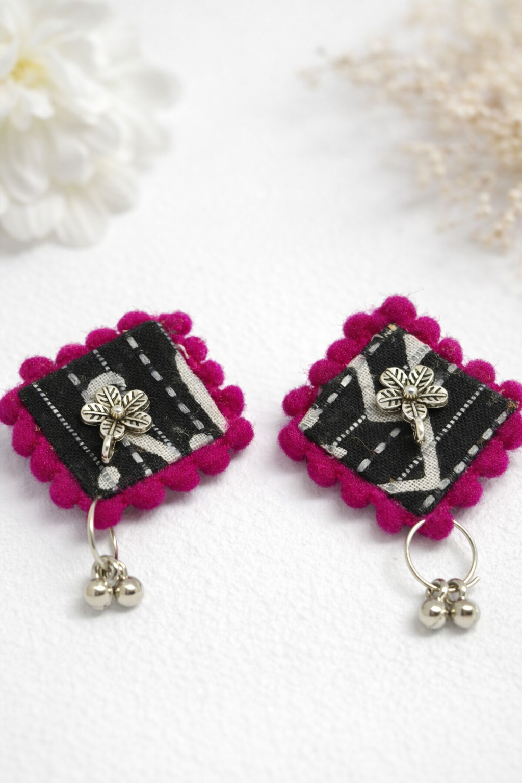 🎁 Ajrak Diamond Earrings (100% off)