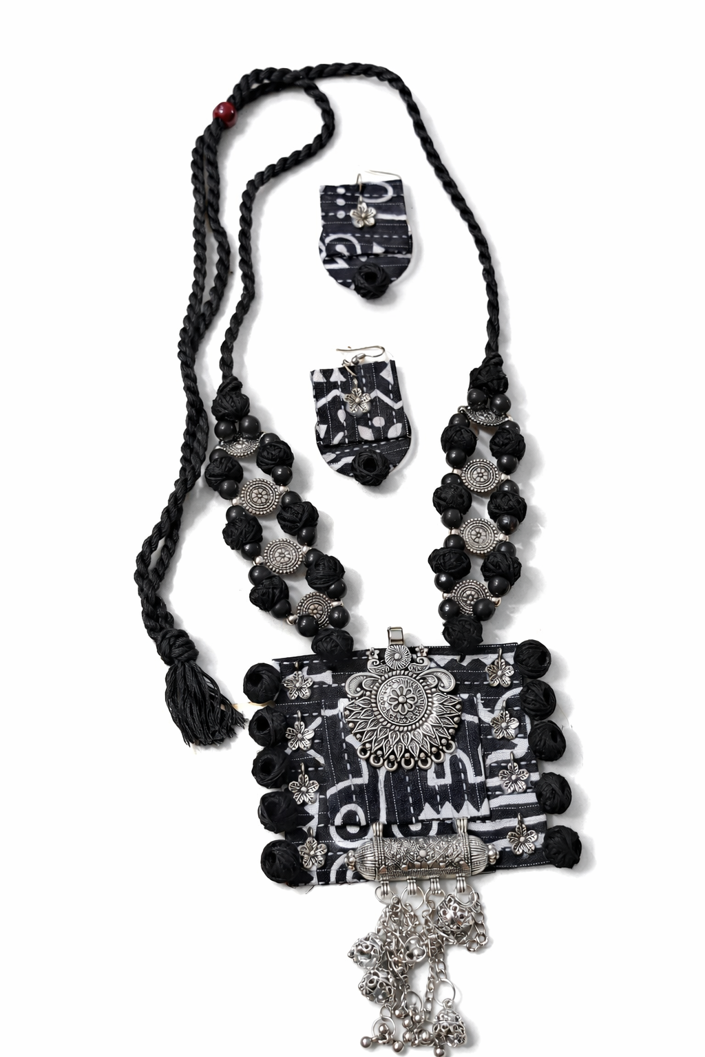 Indrani Artisan Necklace Set