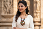 Handcrafted Floral Shell Pendant Necklace Set