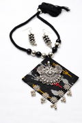 Peacock Charm Fabric Pendant Necklace Set