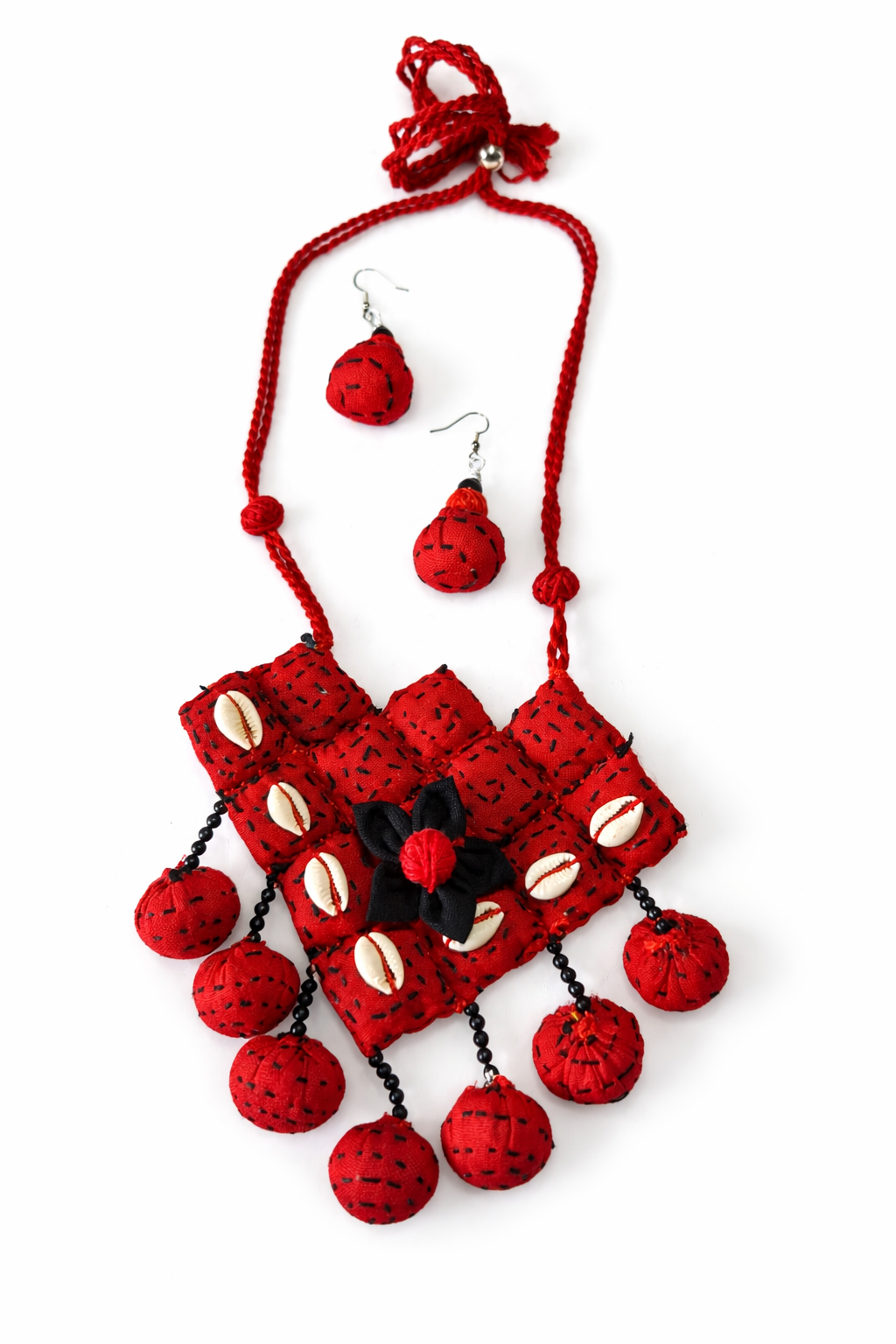Quilted Fabric Necklace Set