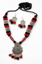 Shakti Fabric Necklace Set