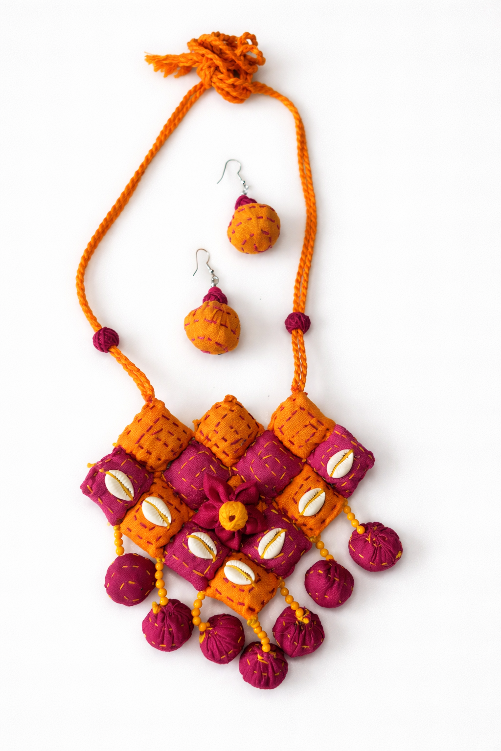 Quilted Fabric Necklace Set