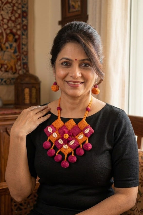 Quilted Fabric Necklace Set