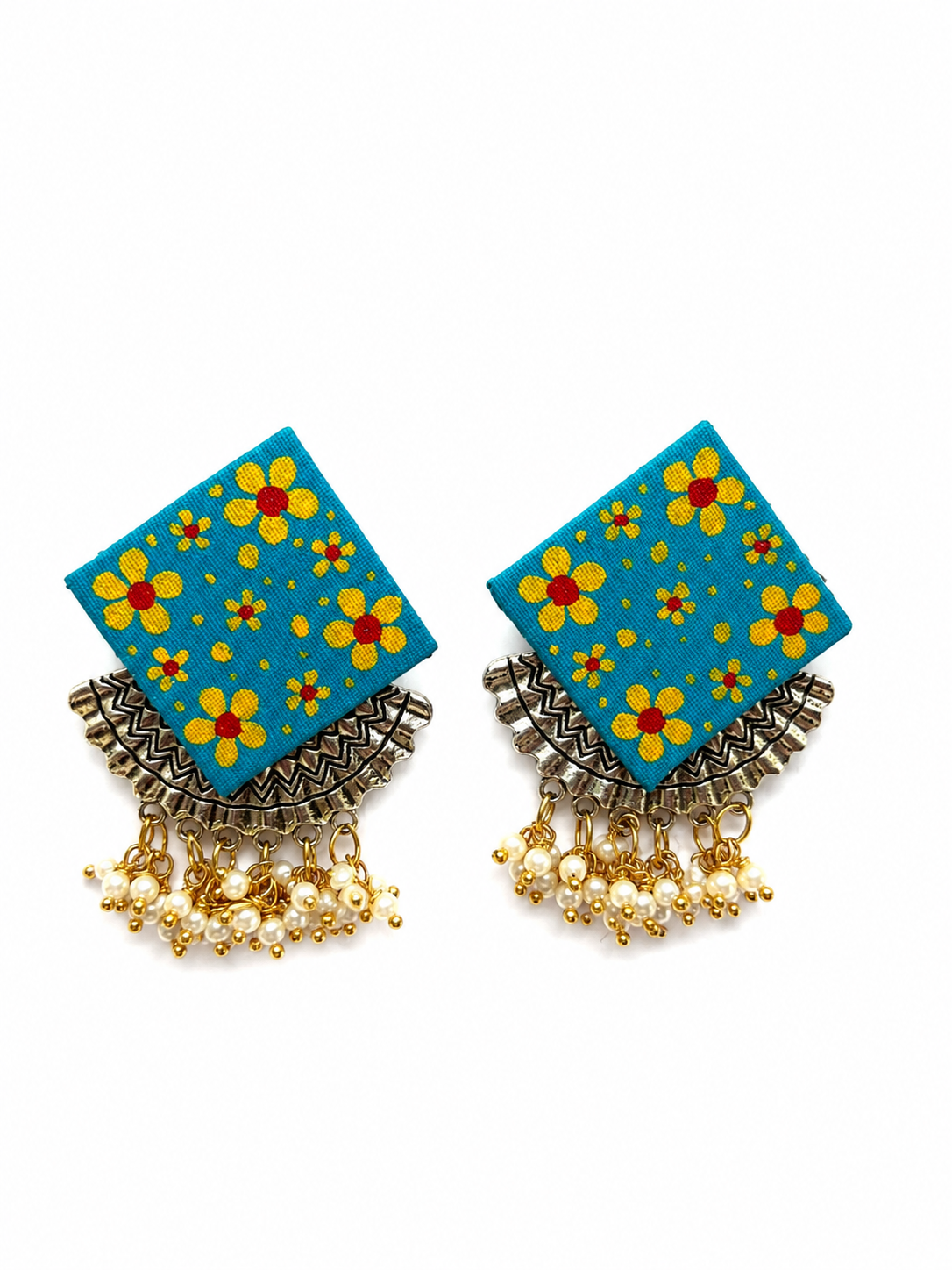 Bloom Drape Pearl Earrings