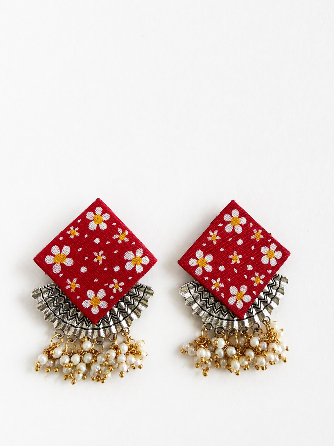 Bloom Drape Pearl Earrings