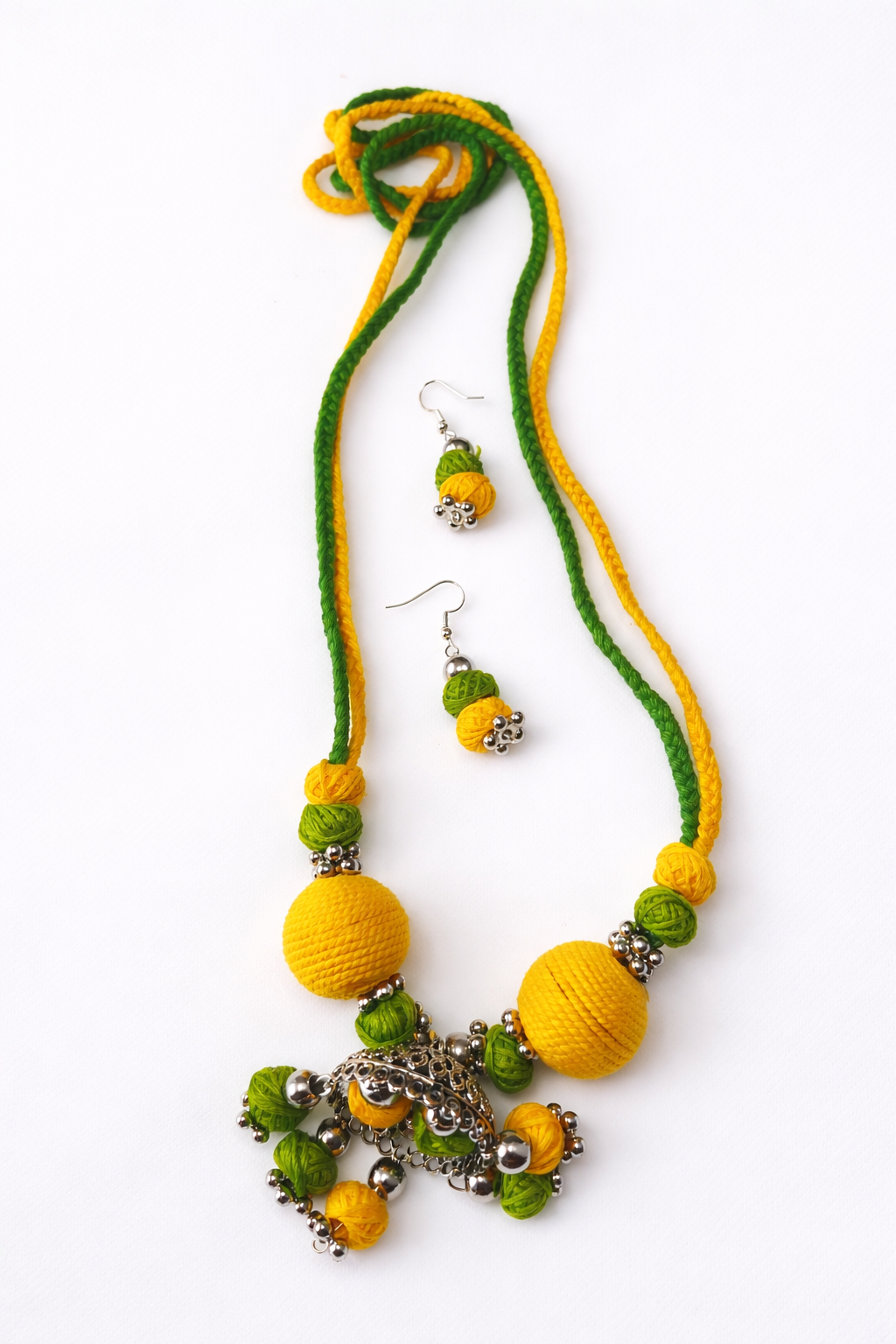 Handcrafted Jhumka Necklace Set
