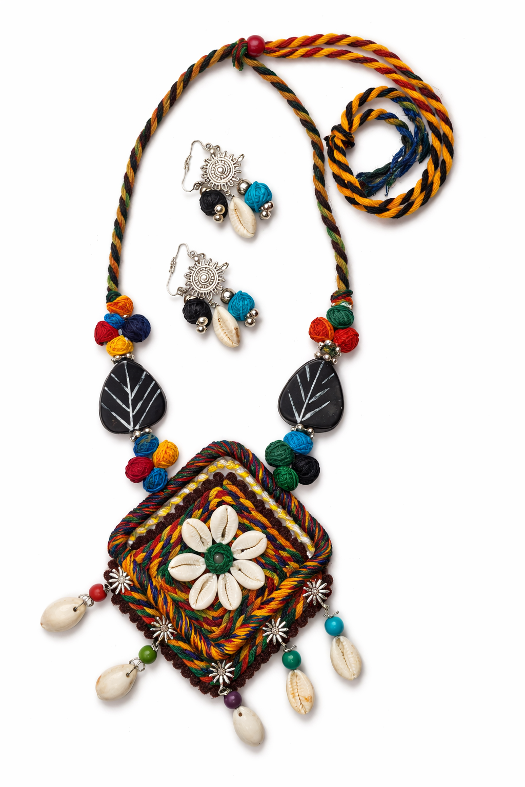 Handcrafted Floral Shell Pendant Necklace Set